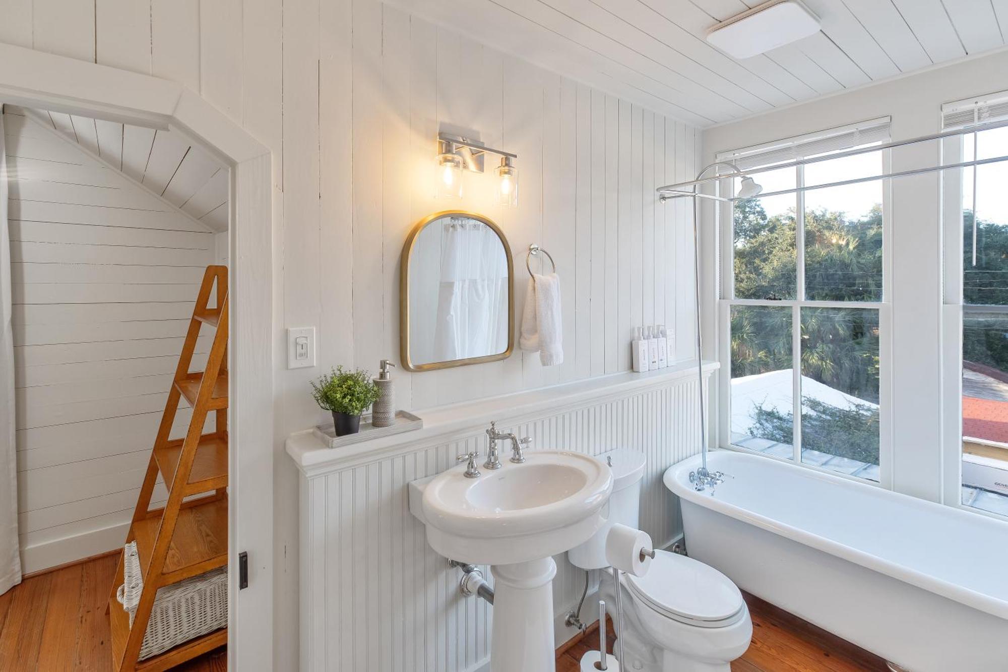 Historic 1871 Coastal Breeze With Heated Pool - Restoring Galveston Villa Luaran gambar