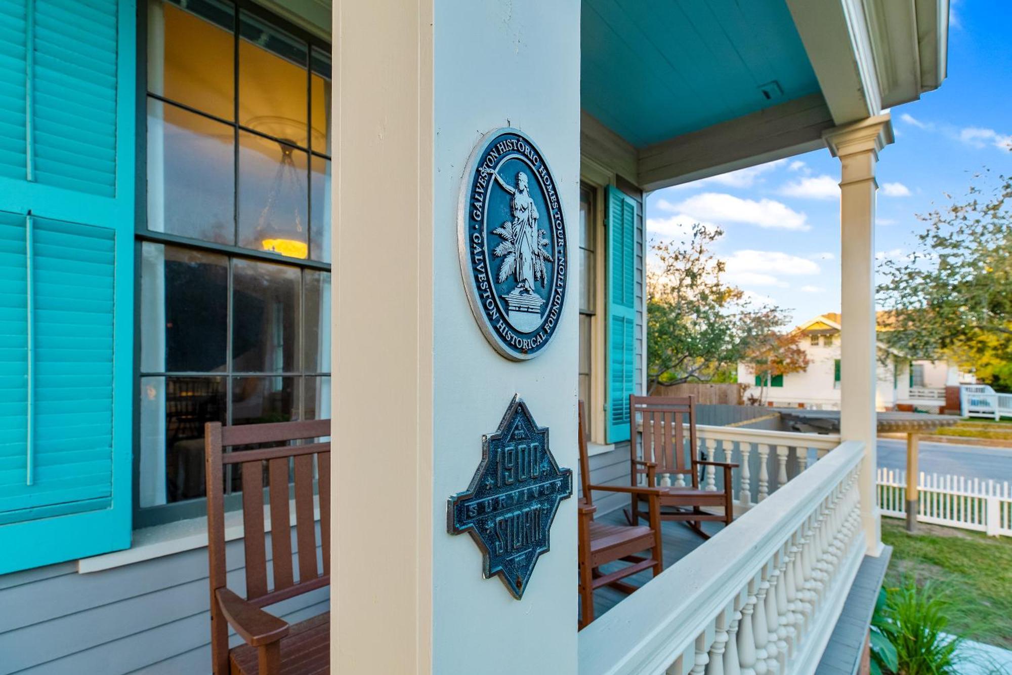 Historic 1871 Coastal Breeze With Heated Pool - Restoring Galveston Villa Luaran gambar